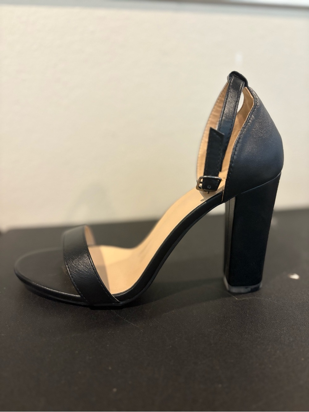 ZriEy Black Strappy 4” Chunky Stiletto Heels Women's Size 8 Ankle Strap - Picture 4 of 9